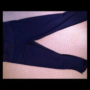 LuLuLemon Capris in Size 6